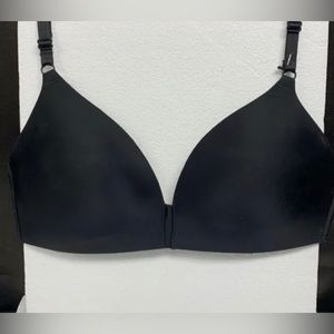 Victoria Secret 34 D Black underwire bra